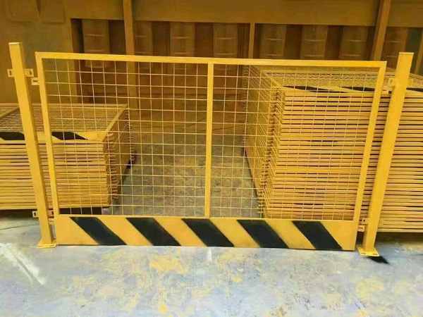 鋅鋼護(hù)欄